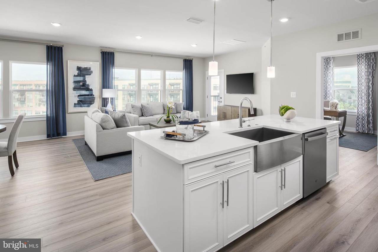 0003 Mosaic Park Way - Photo 1