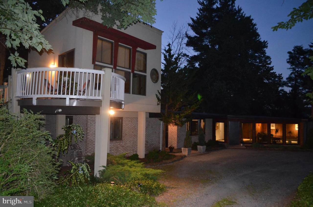 6003 Alynwood Drive - Photo 1