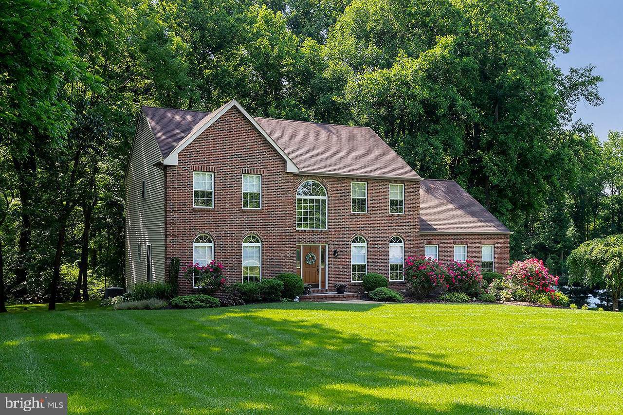 133 Erica Court - Photo 1