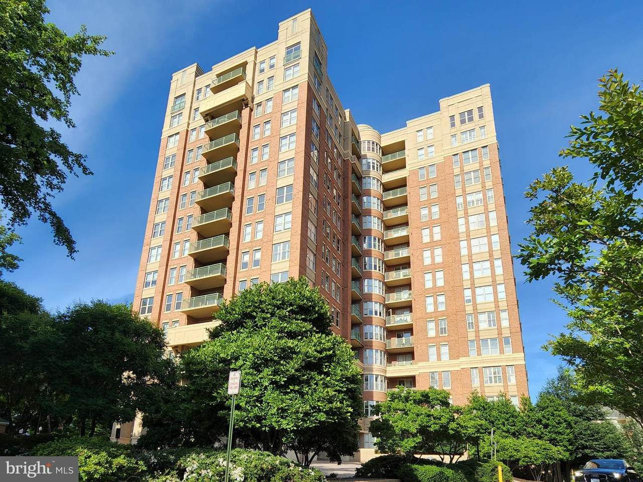 11776 Stratford House Place - Photo 1