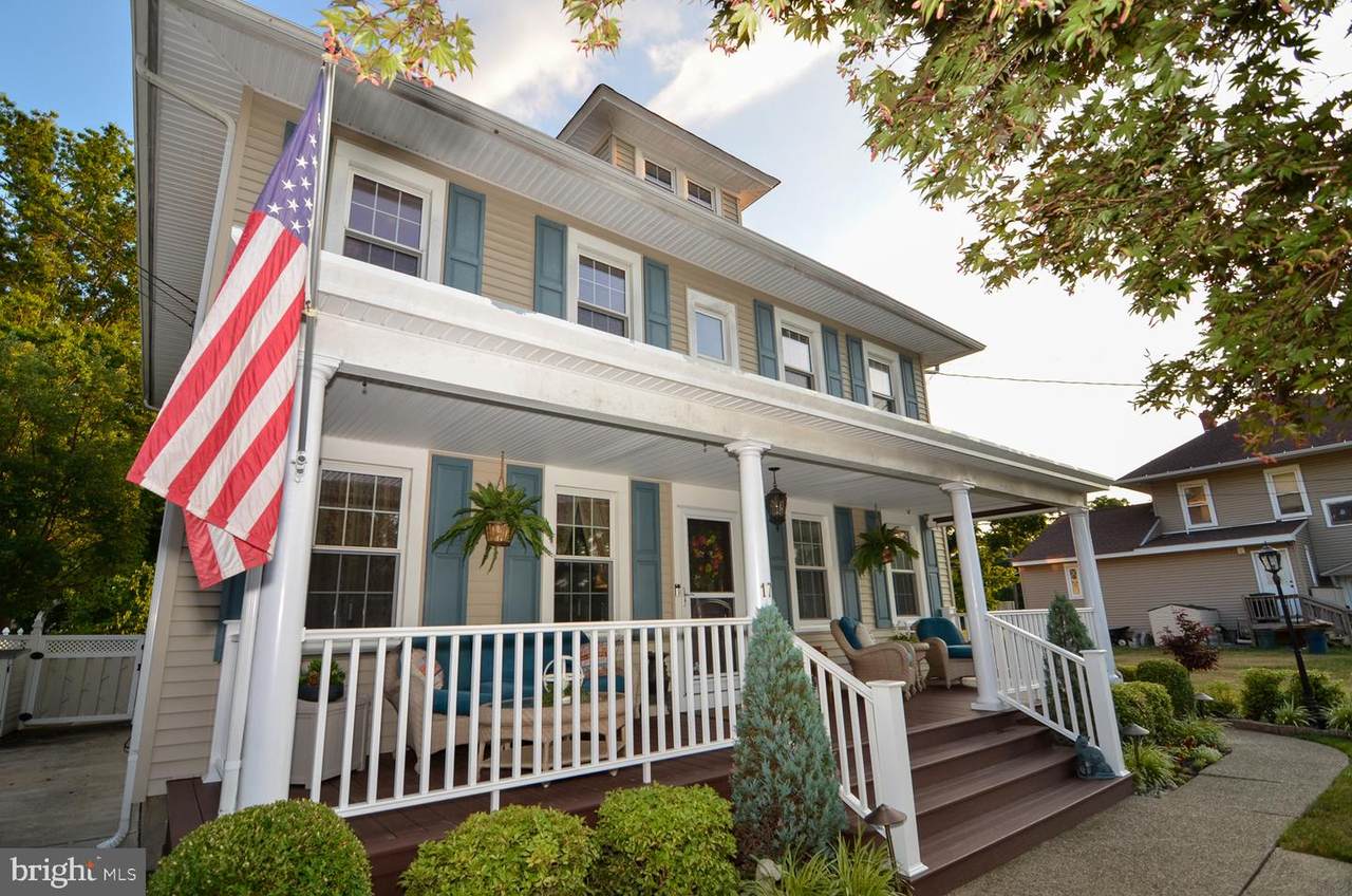 17 Arlington Avenue - Photo 1