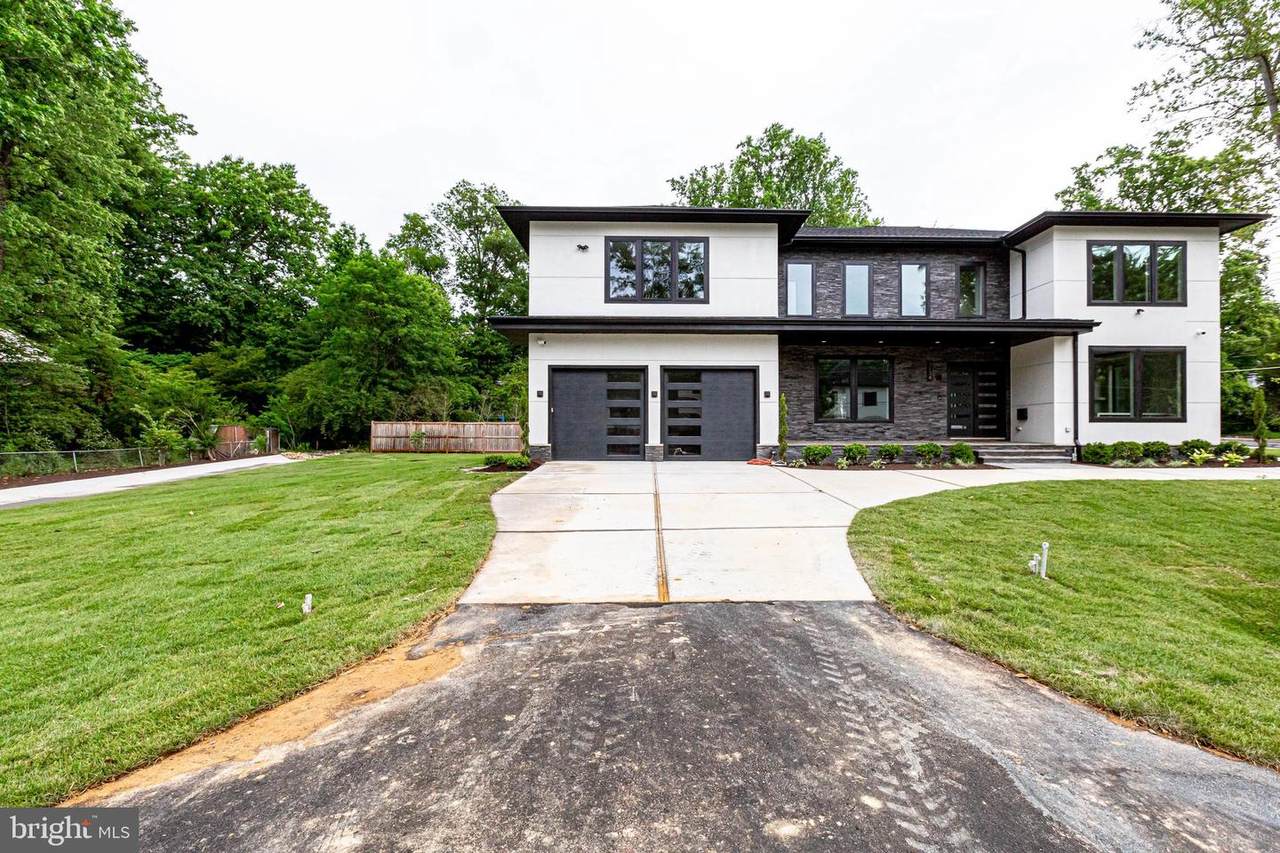 3134 Sleepy Hollow Road - Photo 1