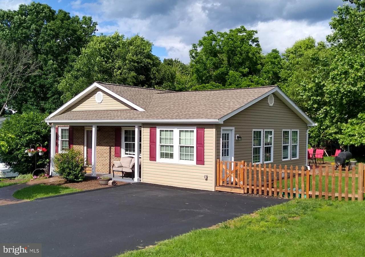 64 Walker Avenue - Photo 1