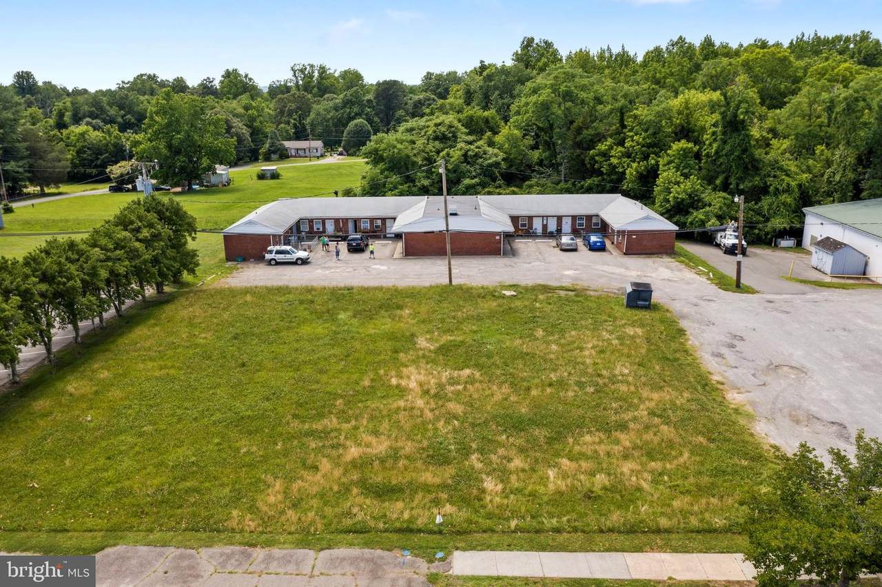217 Mineral Avenue - Photo 1