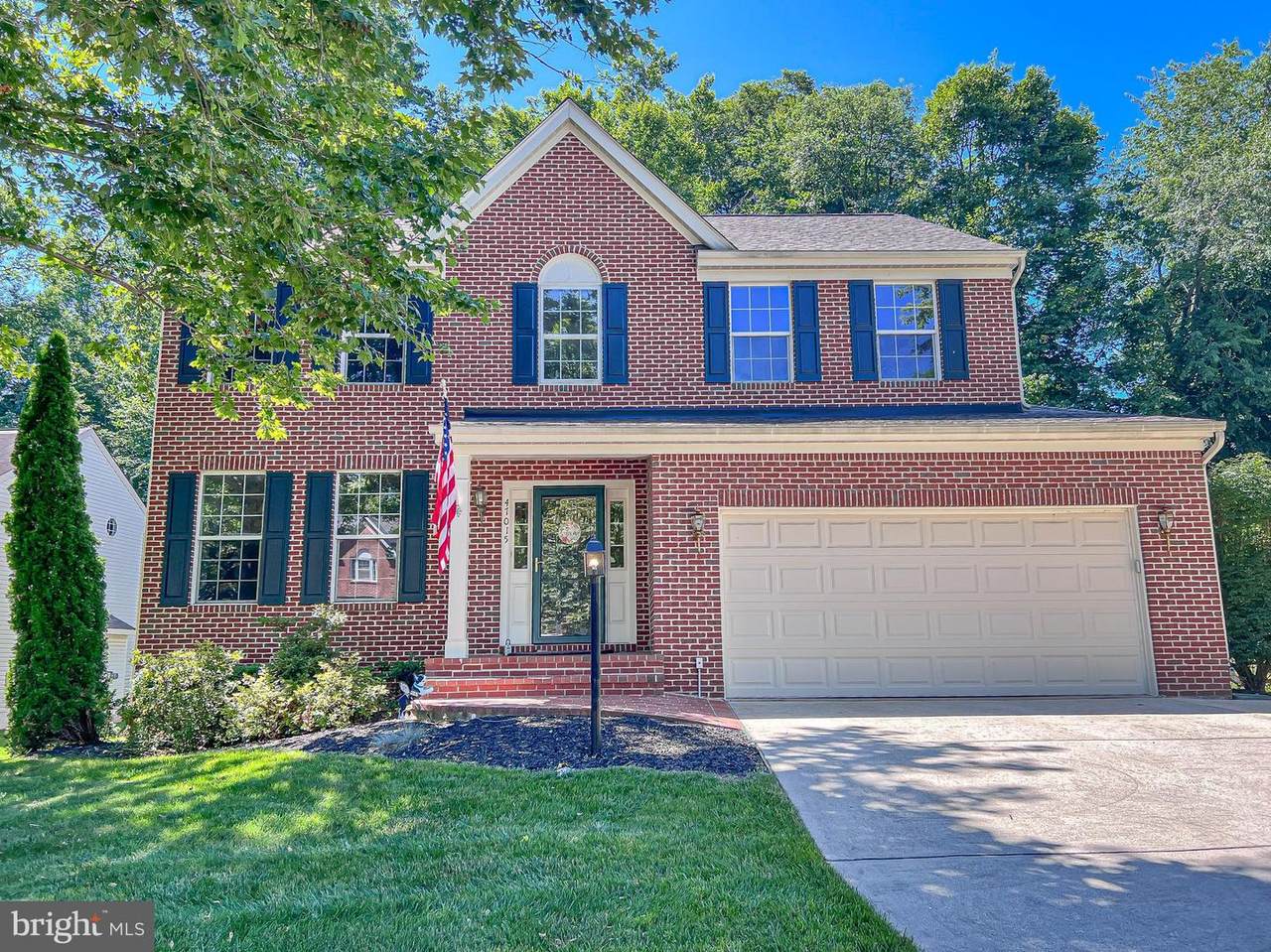 47015 Bainbridge Place - Photo 1