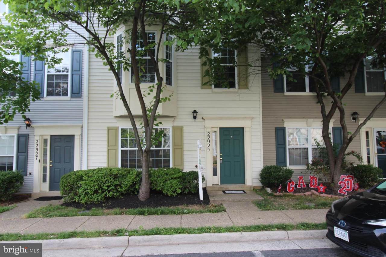 22925 Benson Terrace - Photo 1