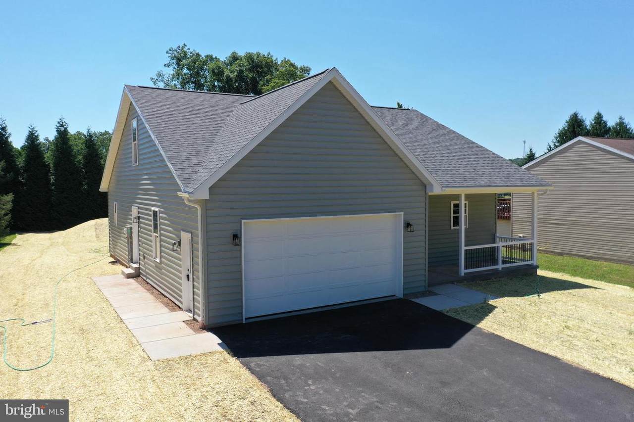1017 Indian Drive - Photo 1