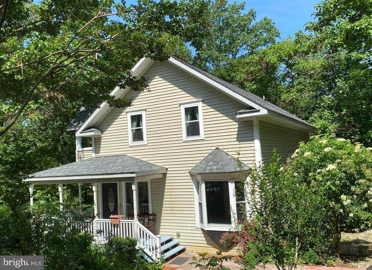 8502 Spruce Court - Photo 1