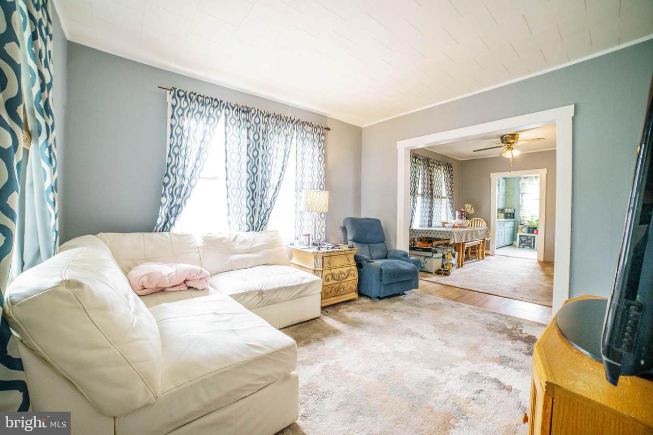 7949 Dalrose Avenue - Photo 1