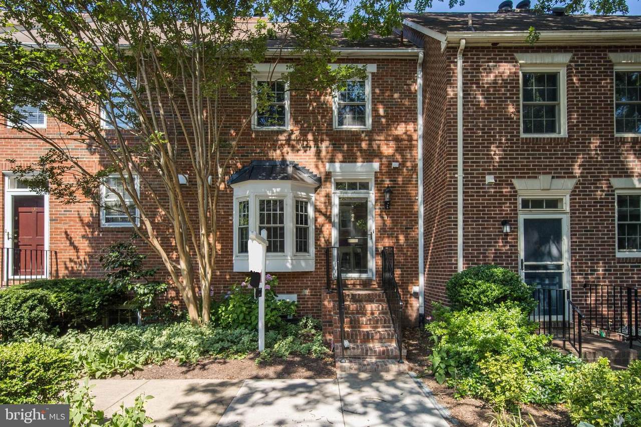 435 Old Town Court - Photo 1