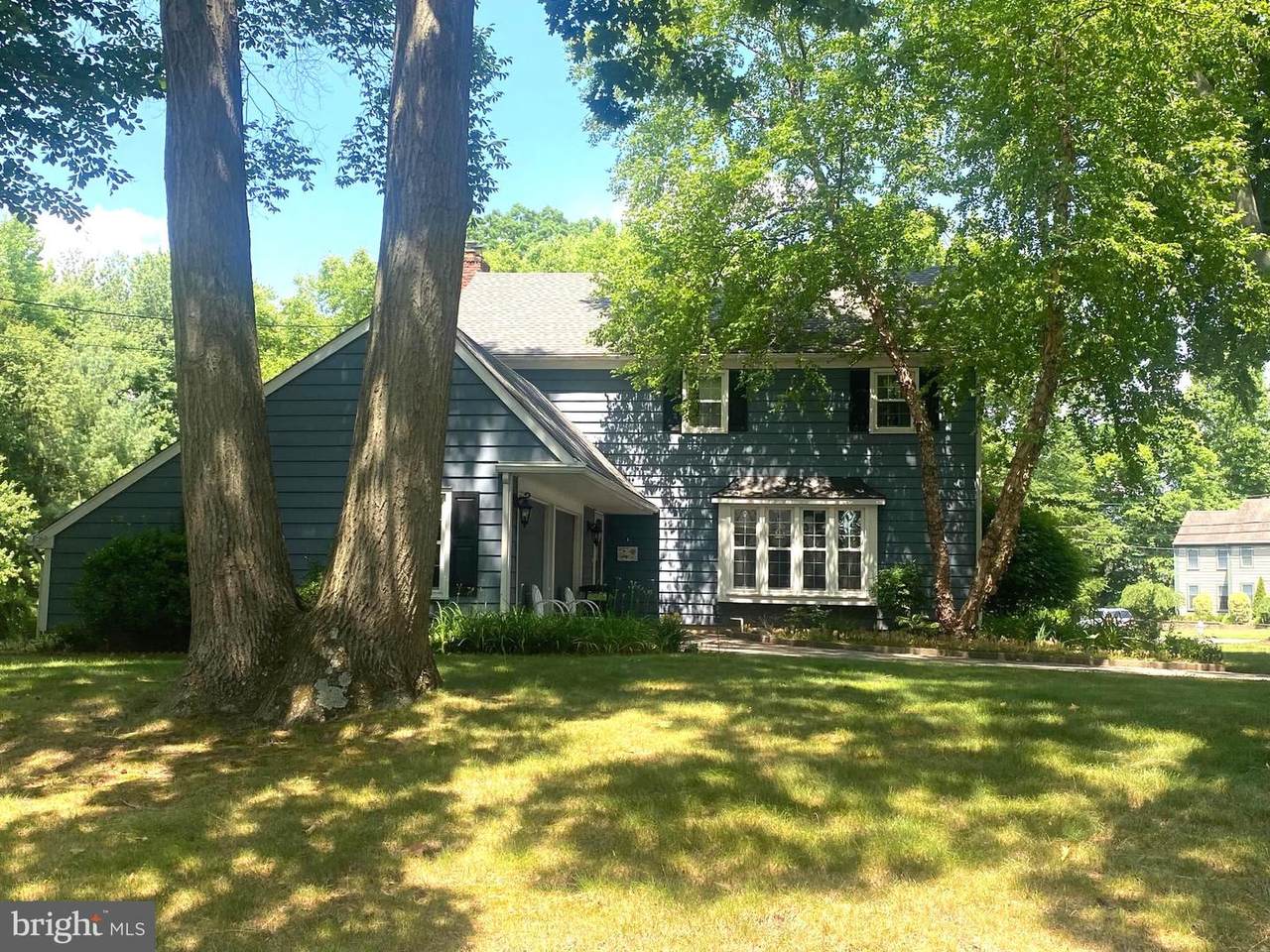921 Locksley Lane - Photo 1