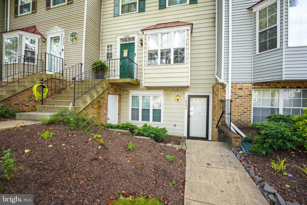 16294 Taconic Circle - Photo 1