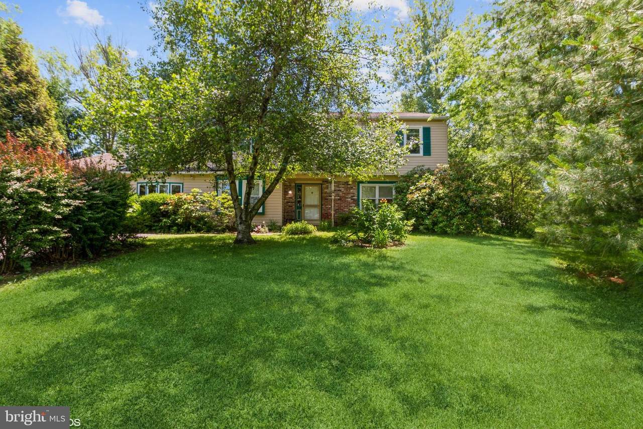 105 Fox Hollow Road - Photo 1