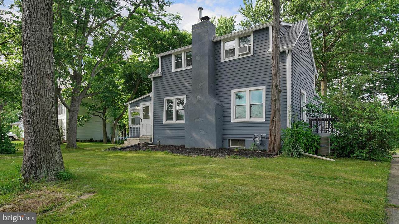 800 Pleasant Valley Avenue - Photo 1