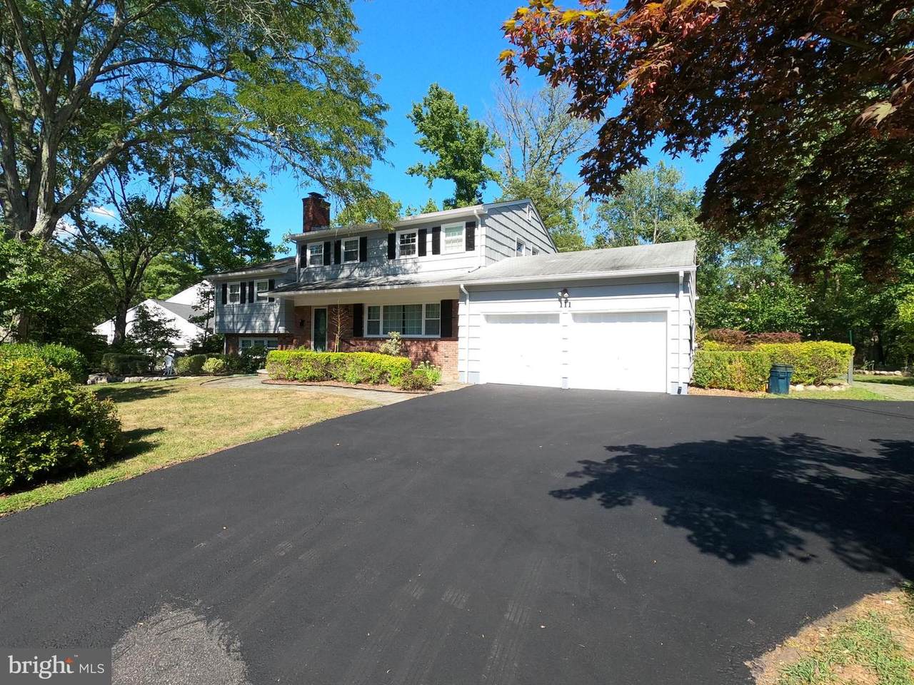 111 Braeburn Drive - Photo 1
