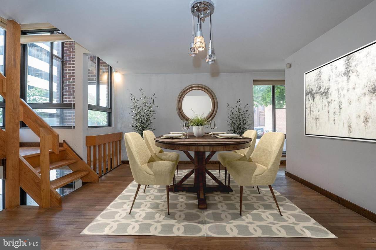 922 Locust Street - Photo 1