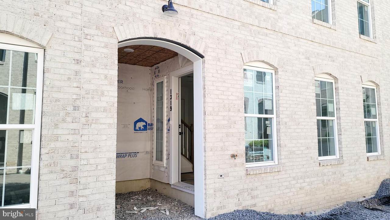 1319 Revival Dr - Photo 1