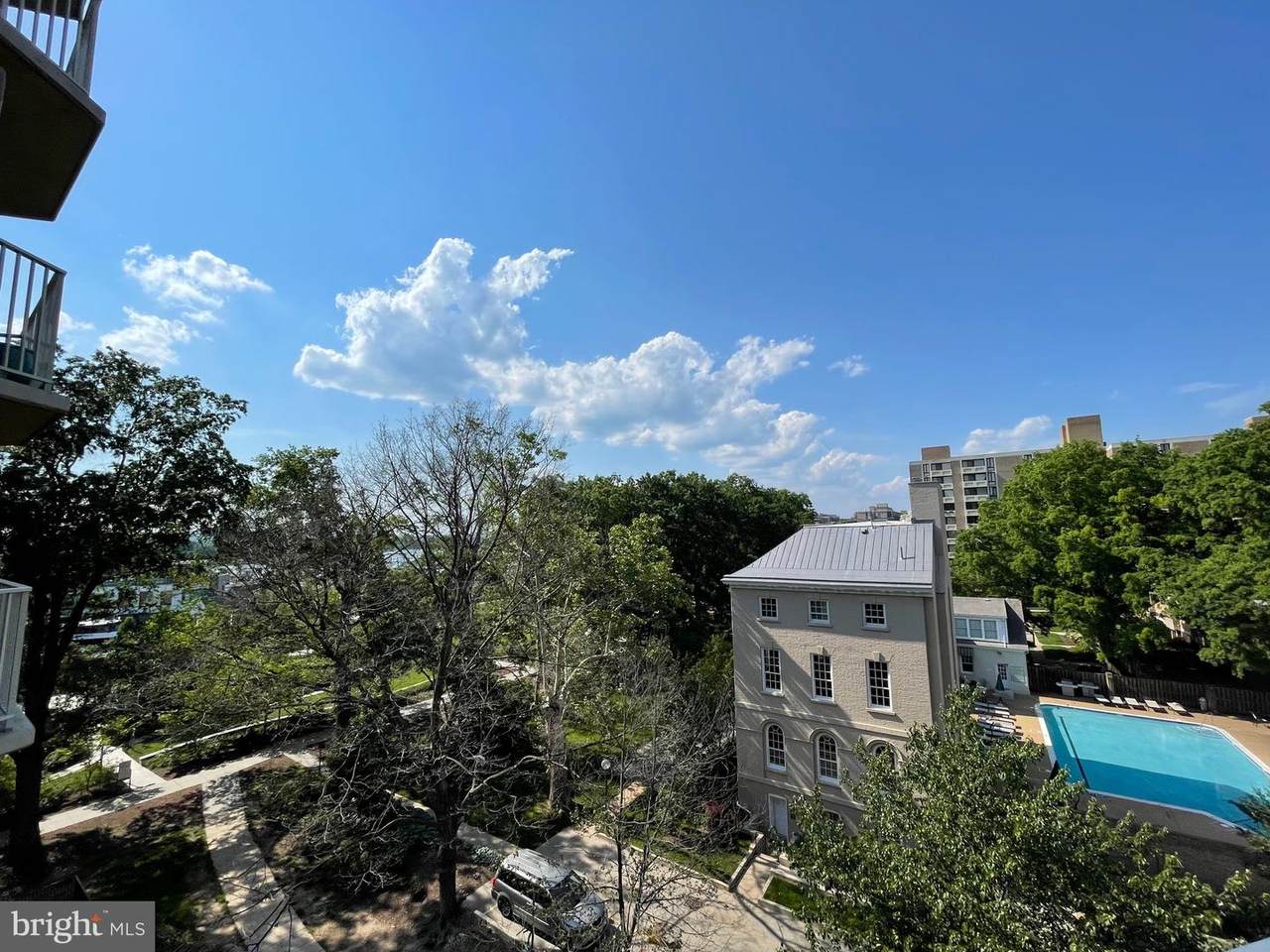 560 N Street - Photo 1