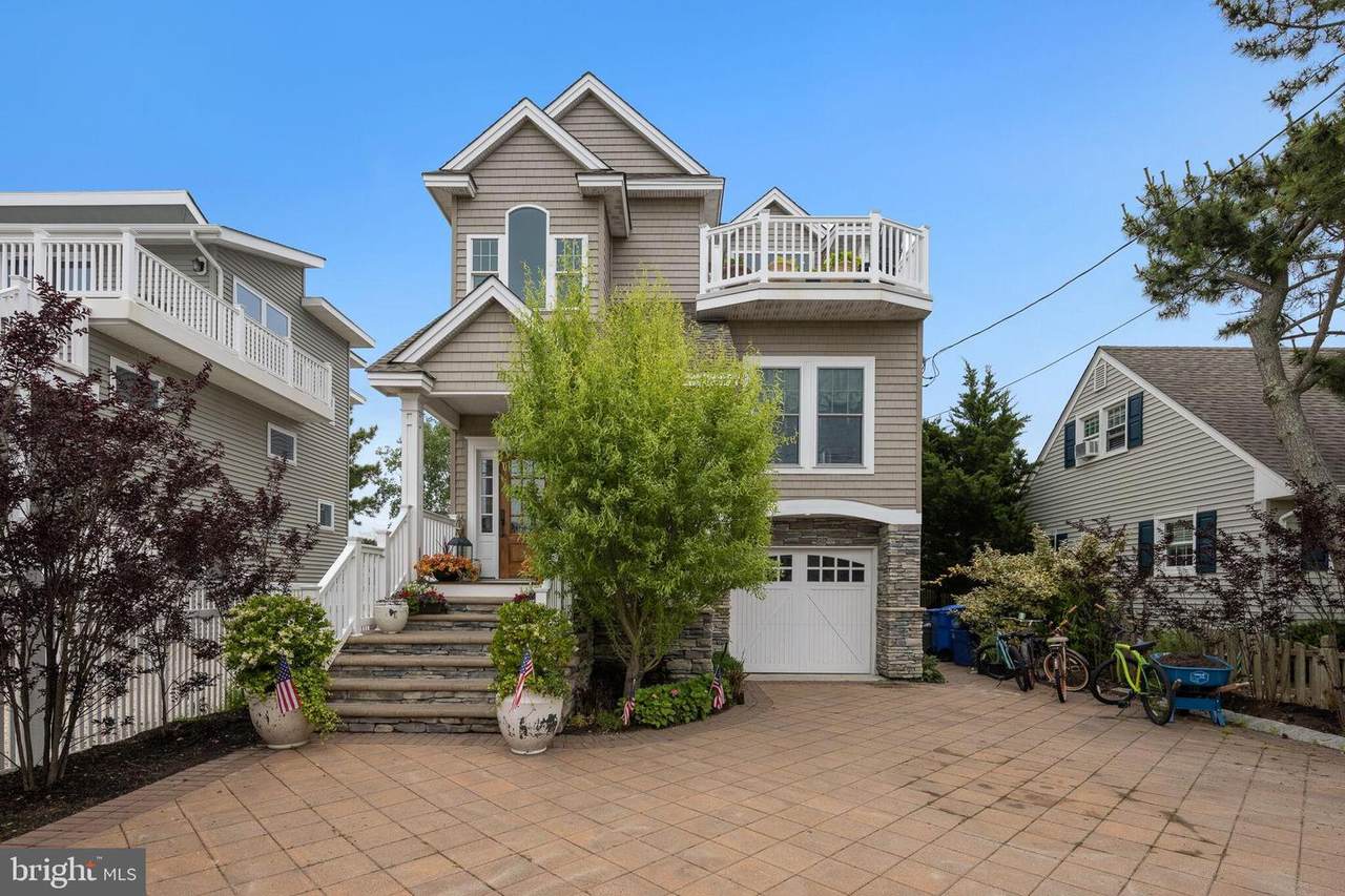 329 Leeward Avenue - Photo 1