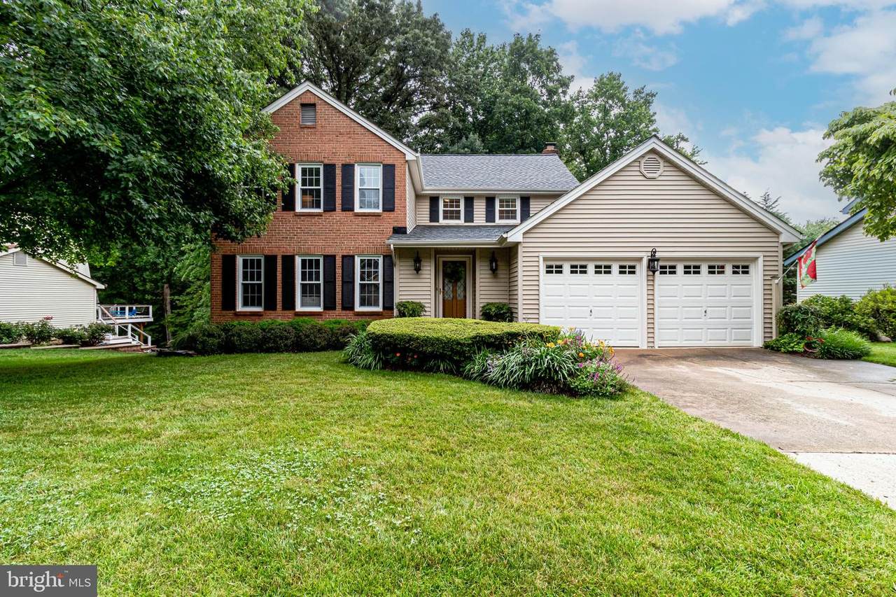 6001 Burnside Landing Drive - Photo 1
