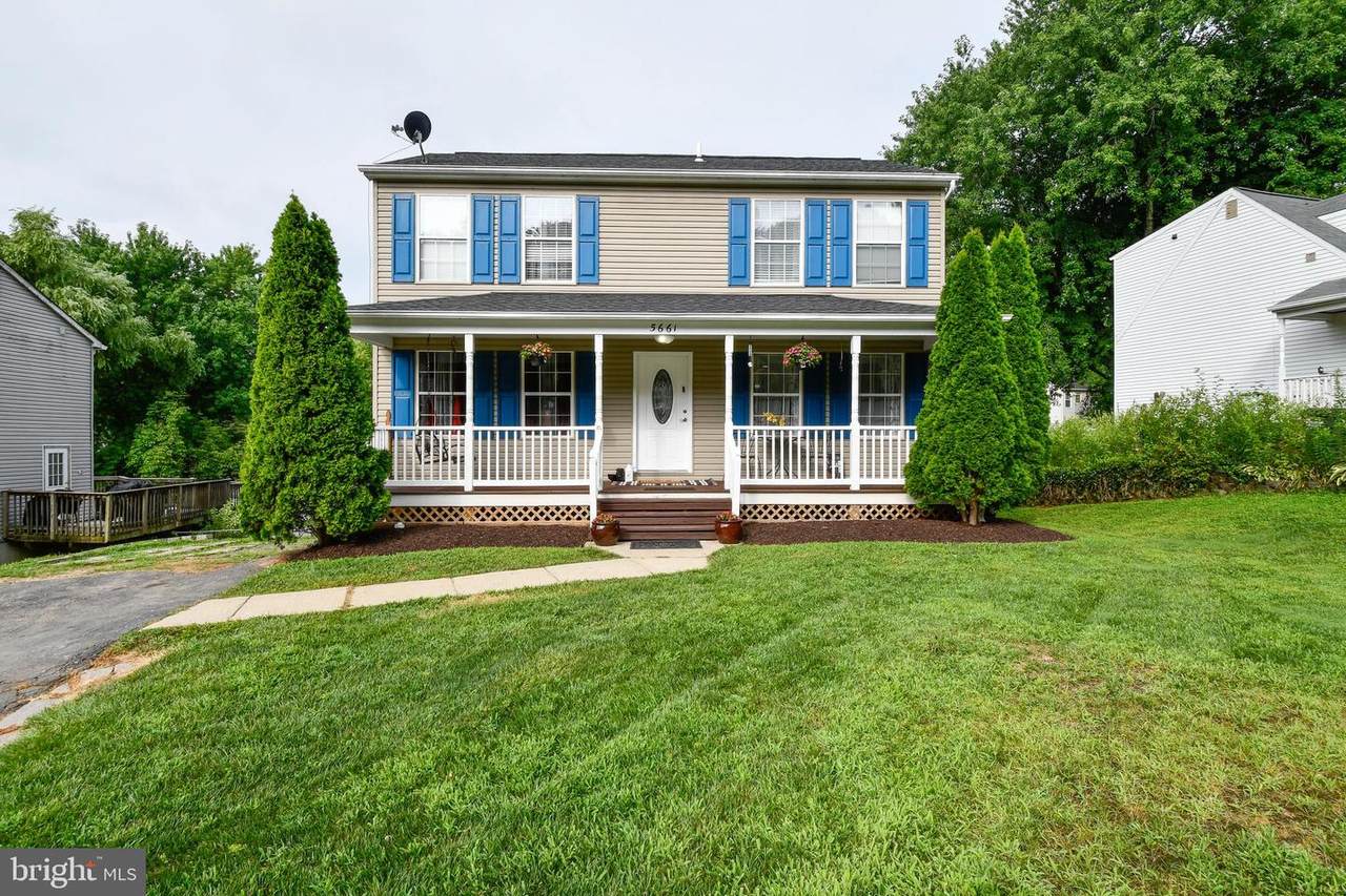 5661 Roundtree Drive - Photo 1