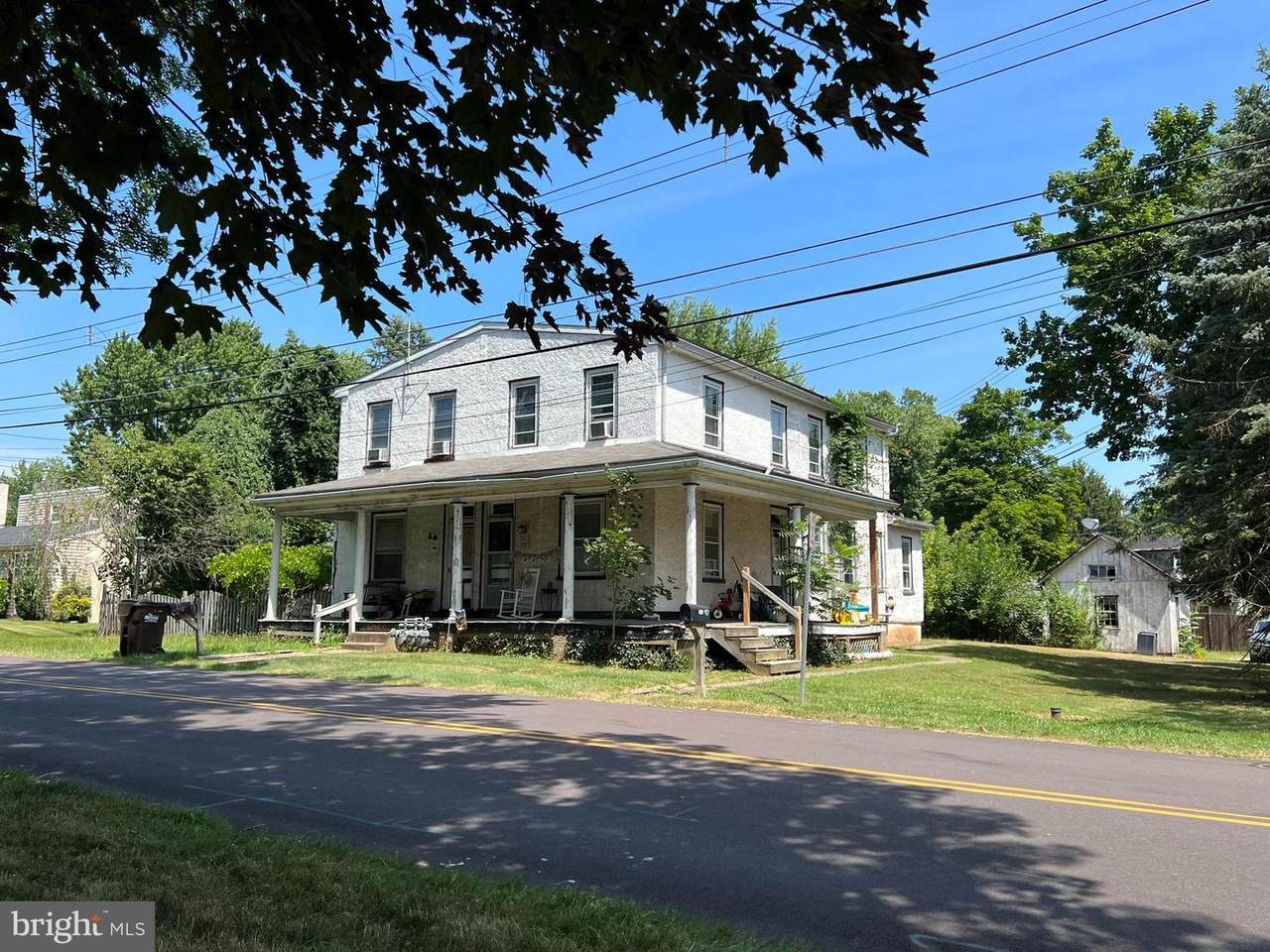 683 Garfield Avenue - Photo 1