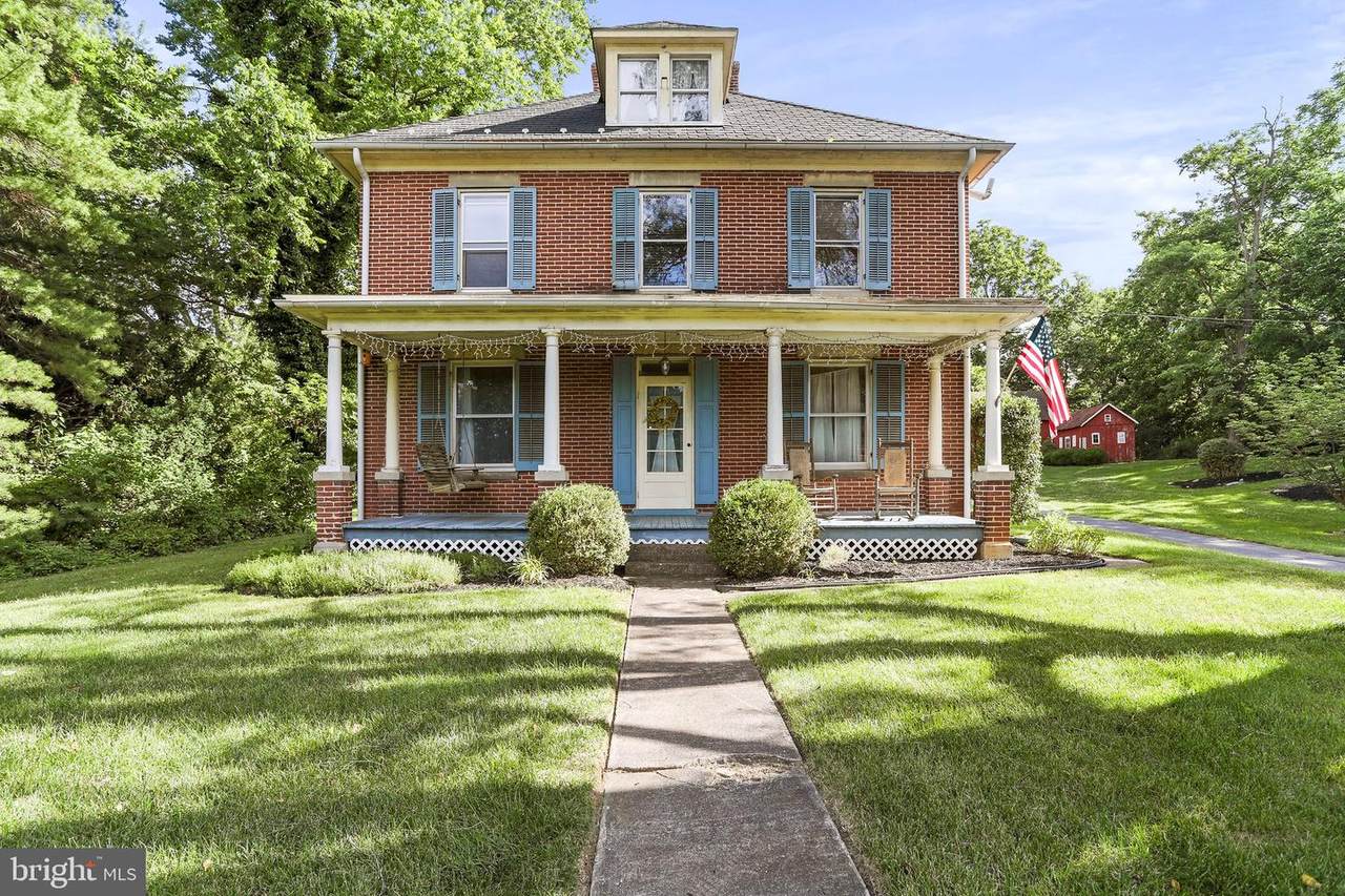 20470 Jefferson Boulevard - Photo 1