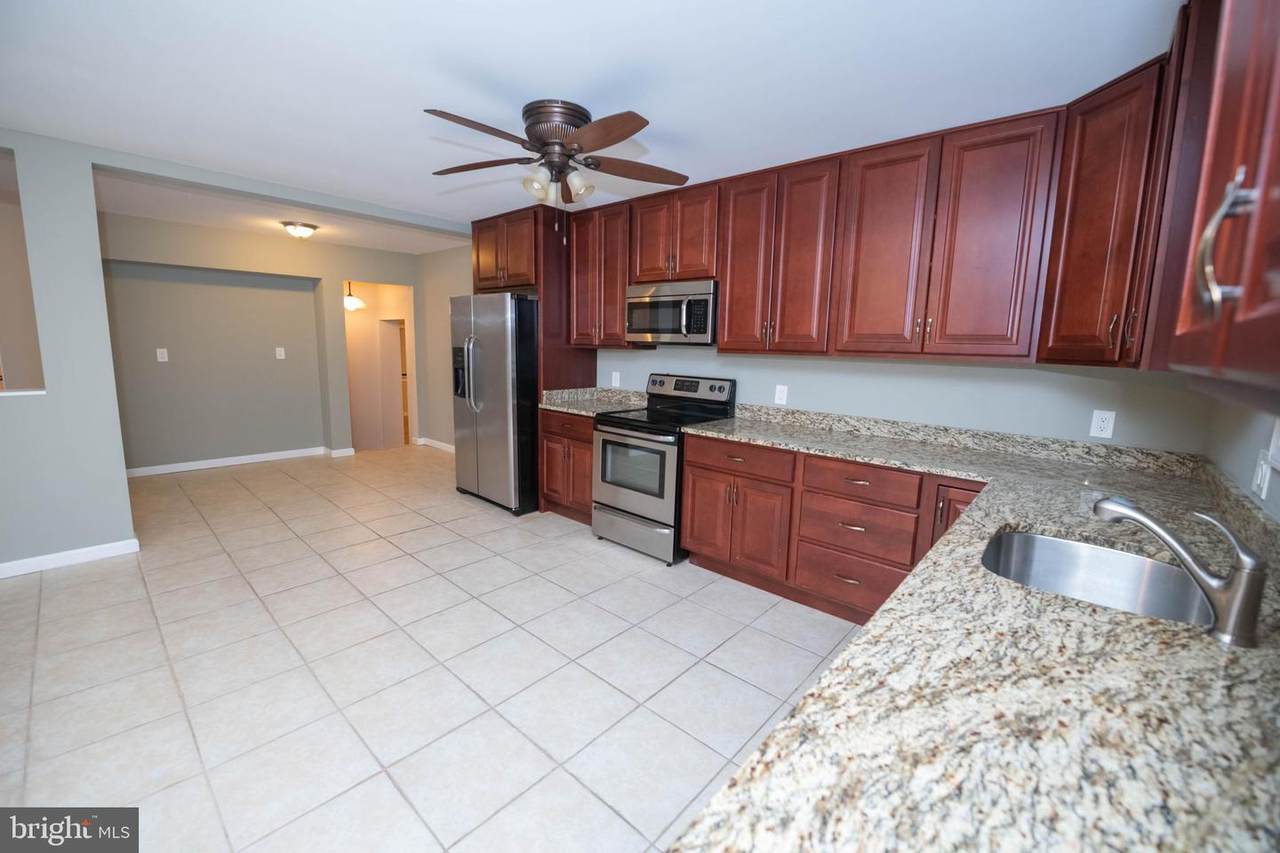 8439 Carrollton Parkway - Photo 1
