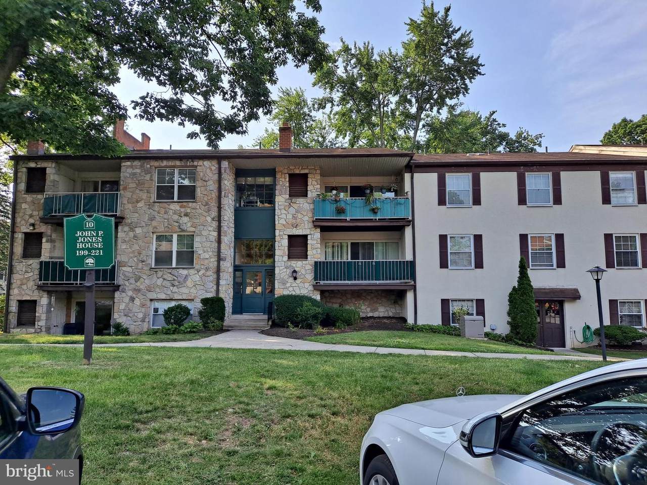 217 Drummers Lane - Photo 1