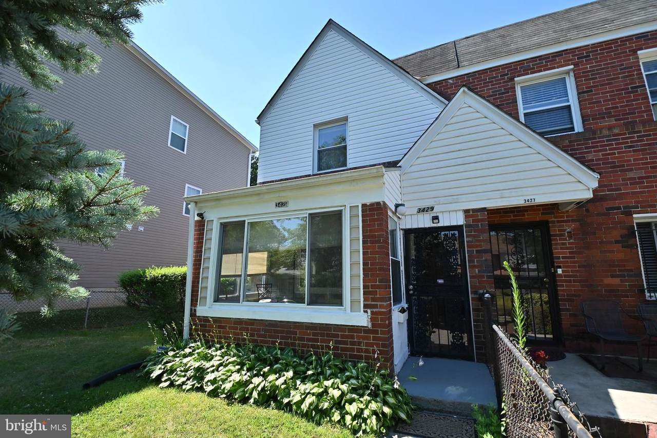 3429 Baker Street - Photo 1