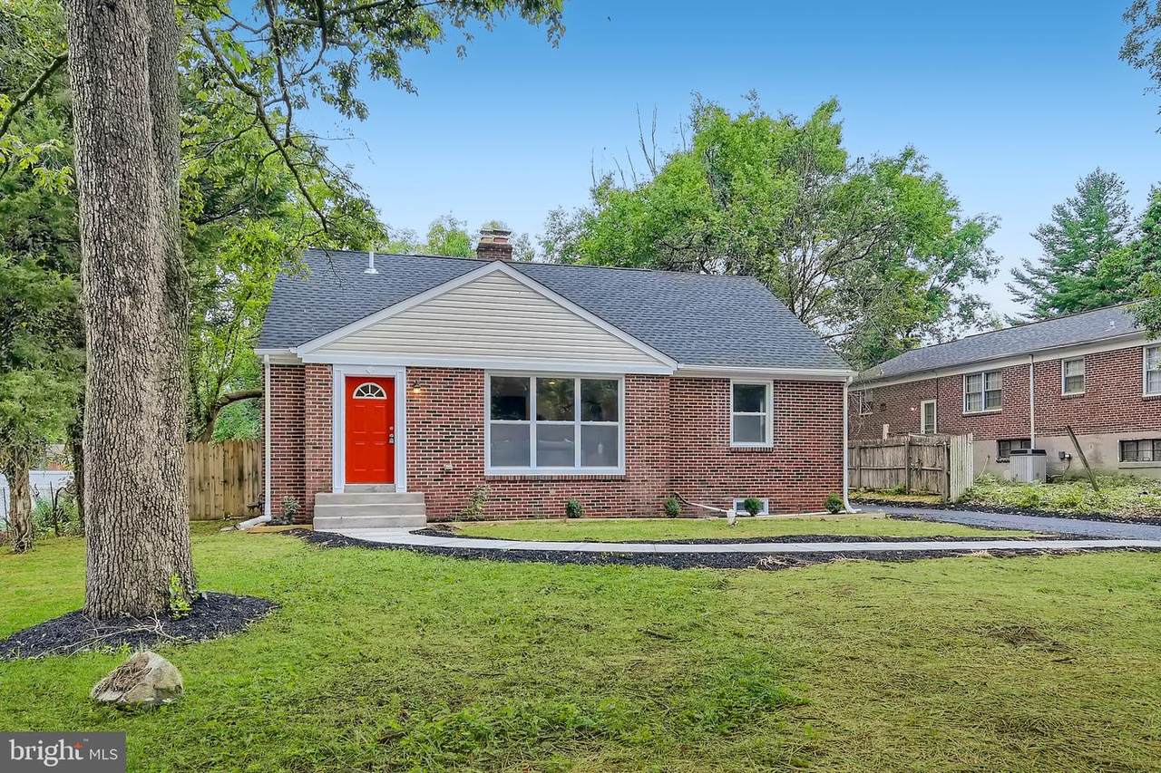 7319 Rockridge Road - Photo 1
