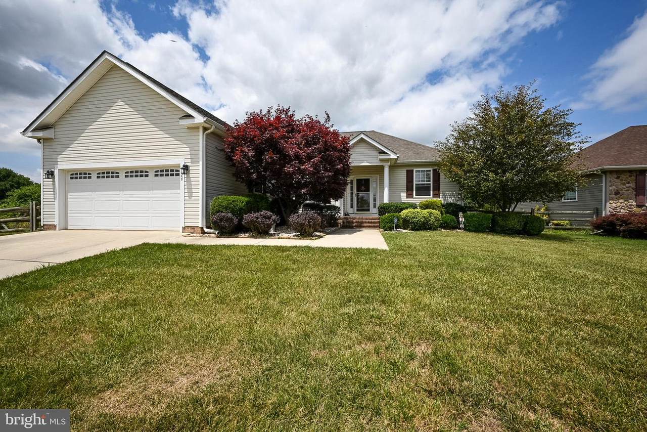 26 Consuelo Drive - Photo 1