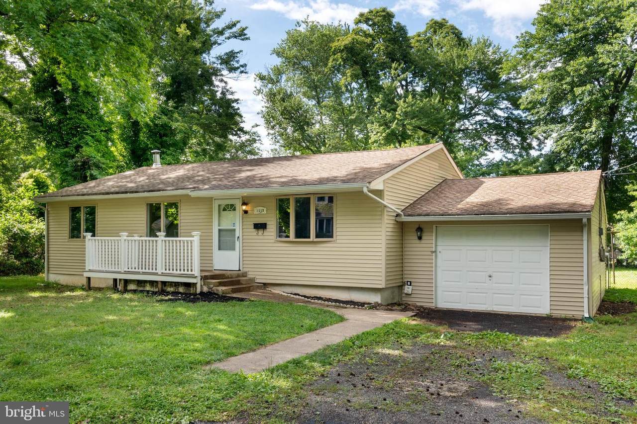 2115 Dixon Avenue - Photo 1