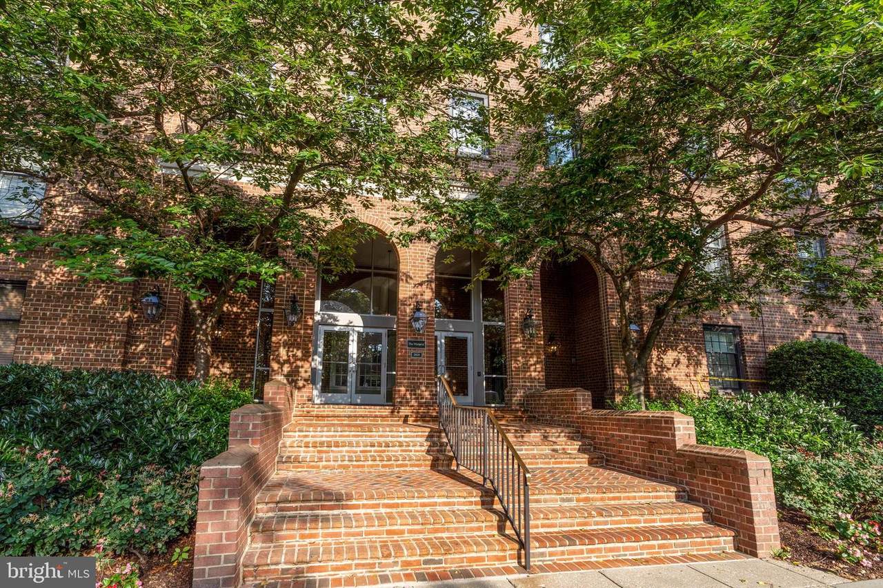 2828 Wisconsin Avenue - Photo 1