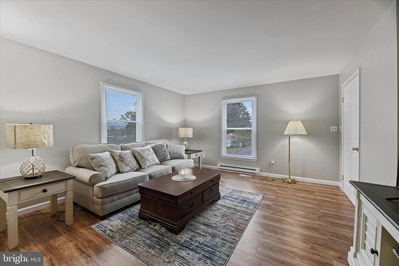 10509 Samona Avenue - Photo 1