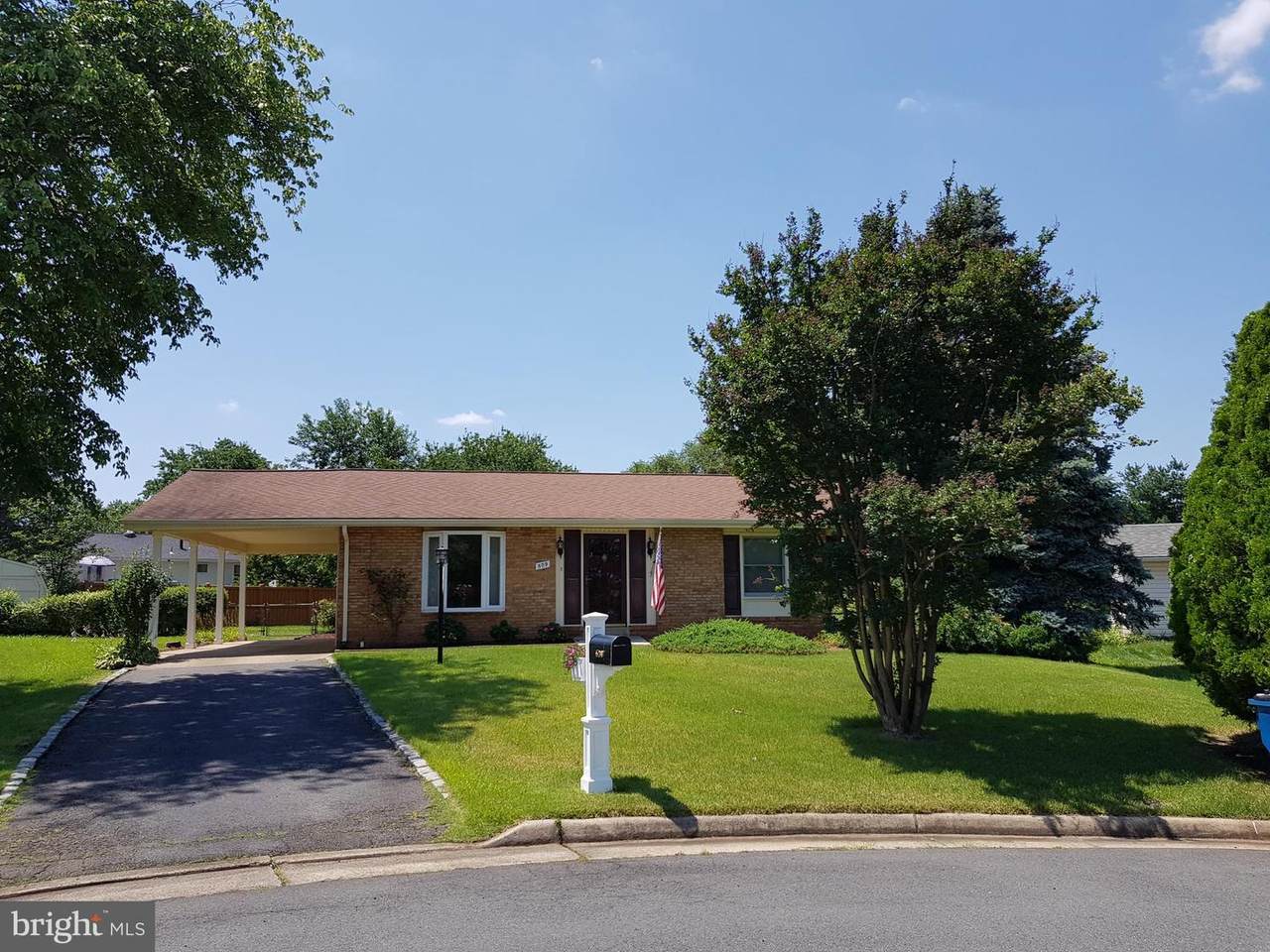 509 Brighton Court - Photo 1