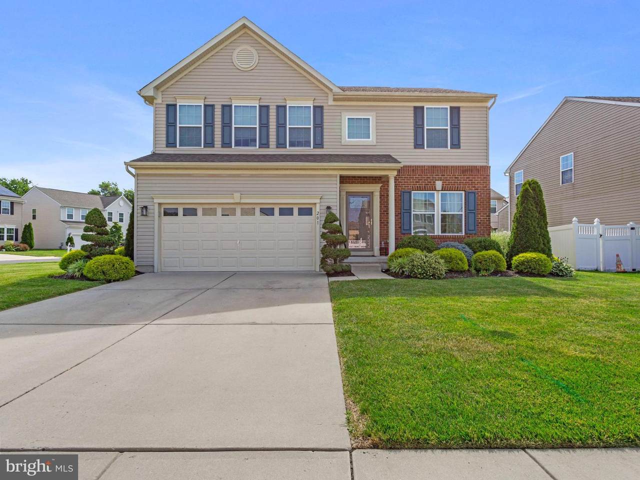 201 Blue Jay Lane - Photo 1