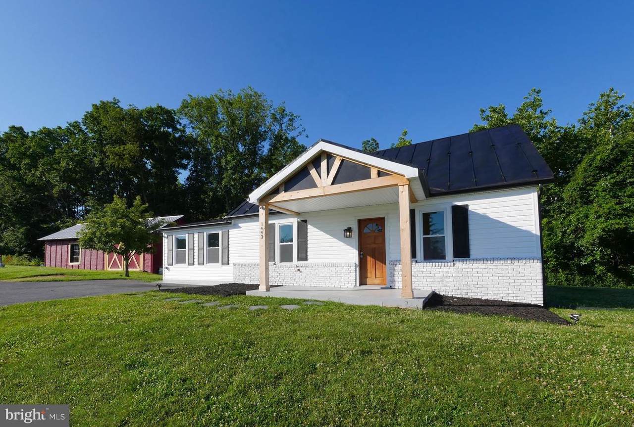 1443 Indian Hollow Road - Photo 1