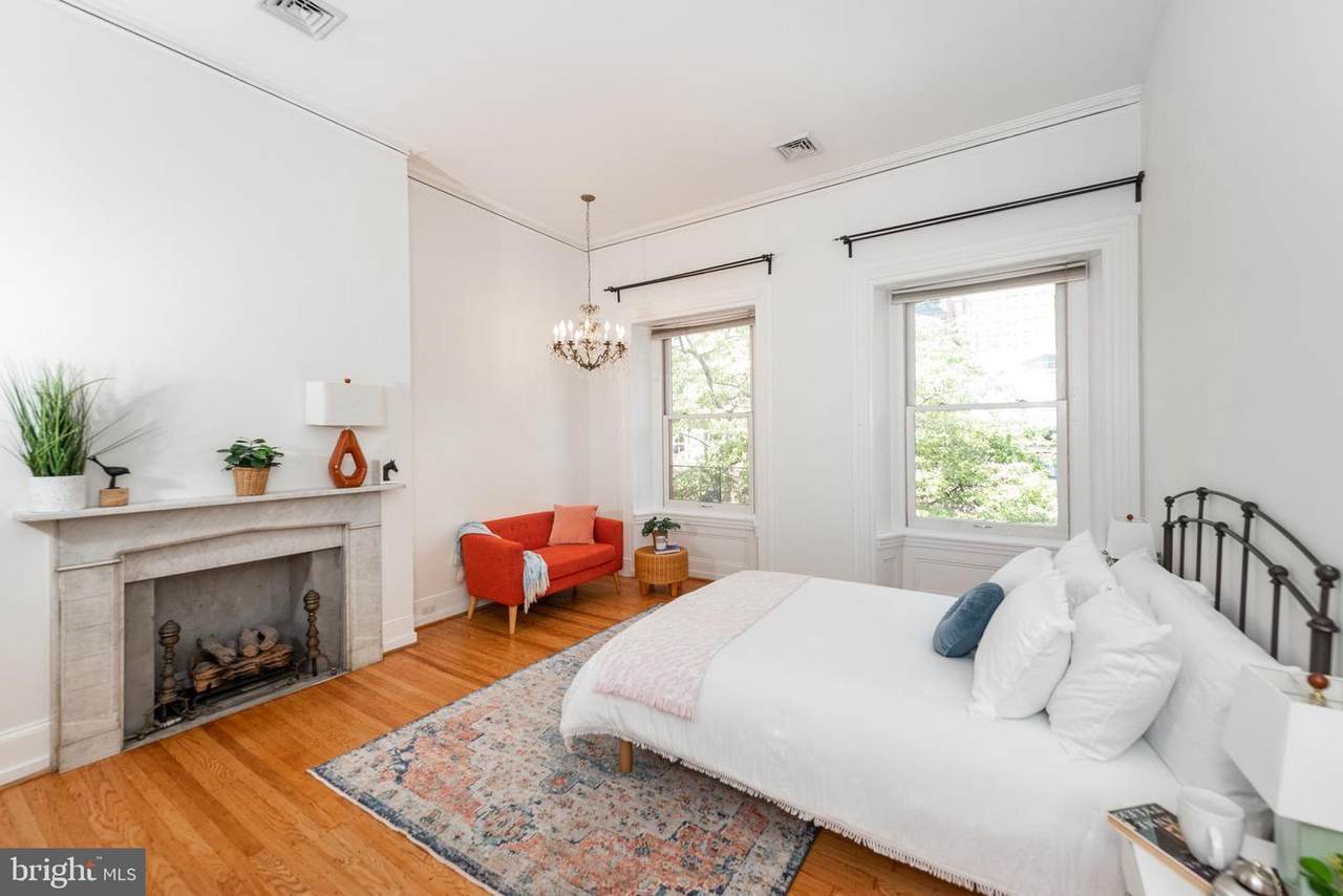 1714 Spruce Street - Photo 1