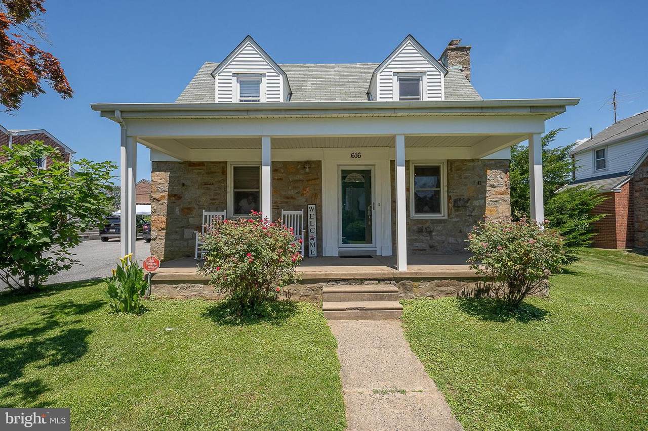 616 Laurel Road - Photo 1