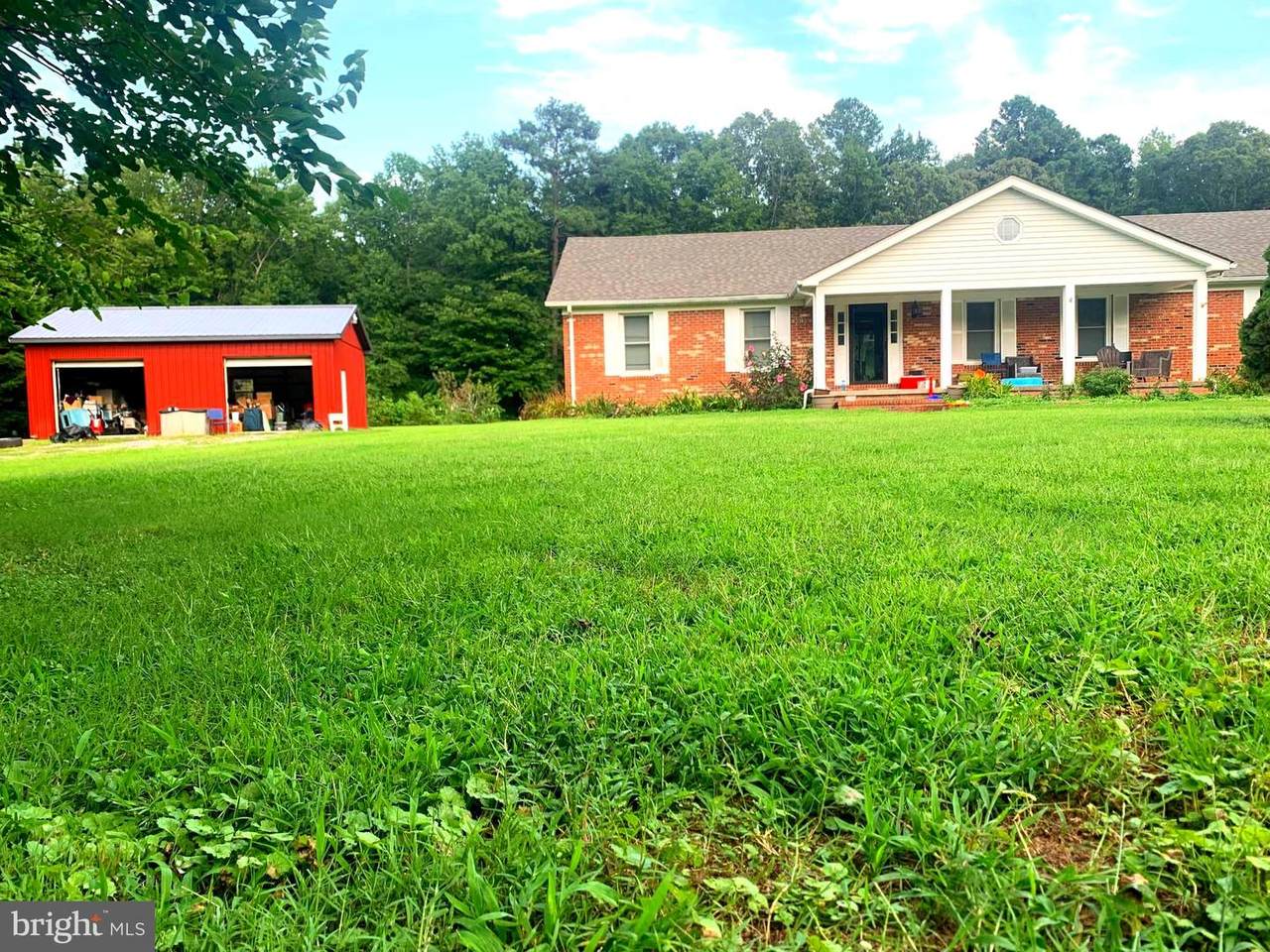 1576 Folly Road - Photo 1