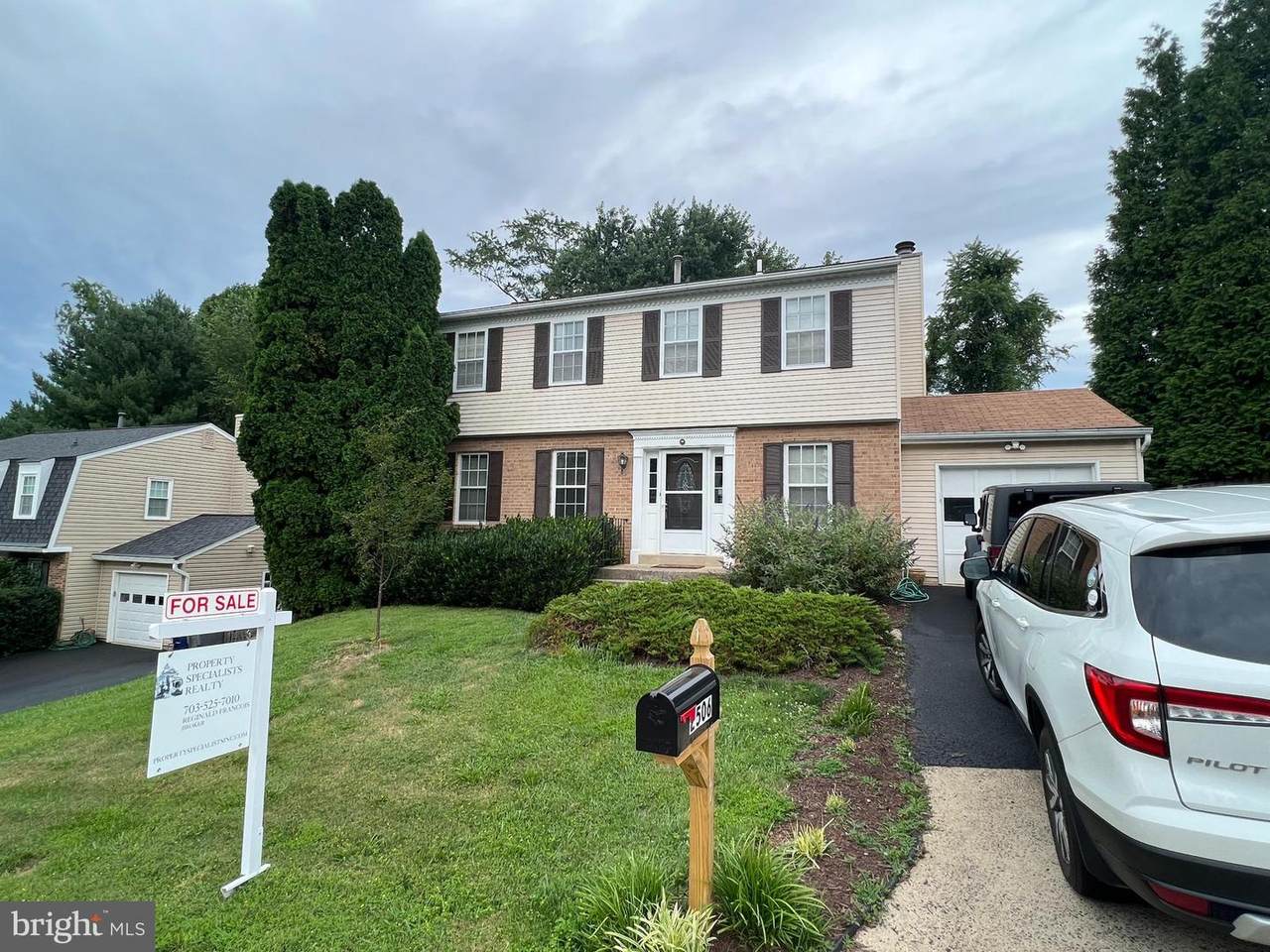 2506 Fallsmere Court - Photo 1