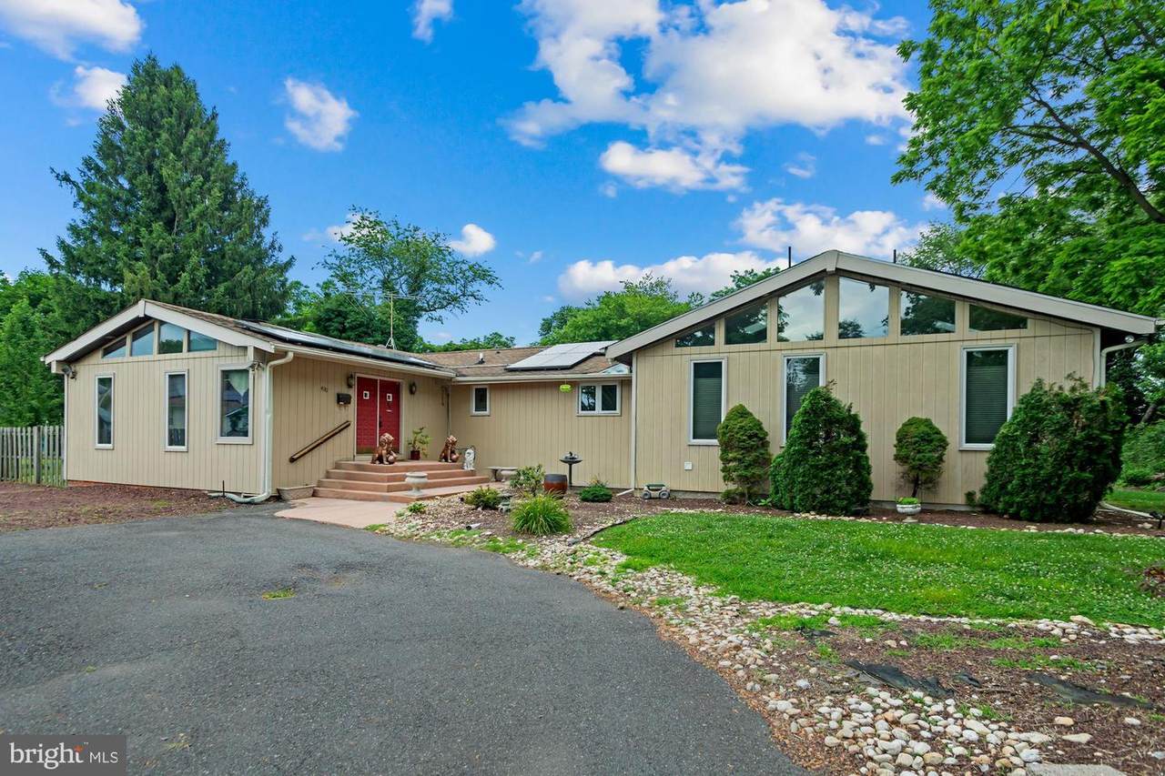 400 Glen Avenue - Photo 1
