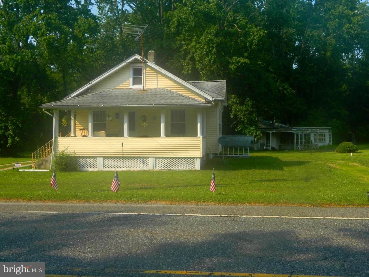 916 Willow Grove Road - Photo 1