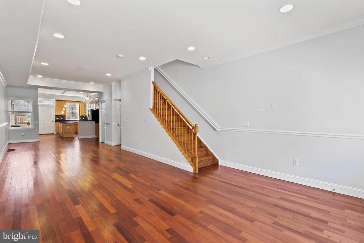 1728 Dickinson Street - Photo 1