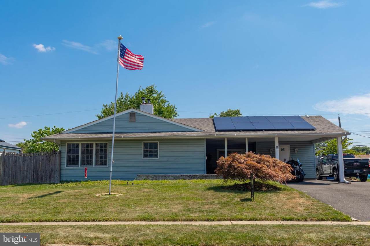 16 Mistletoe Lane - Photo 1