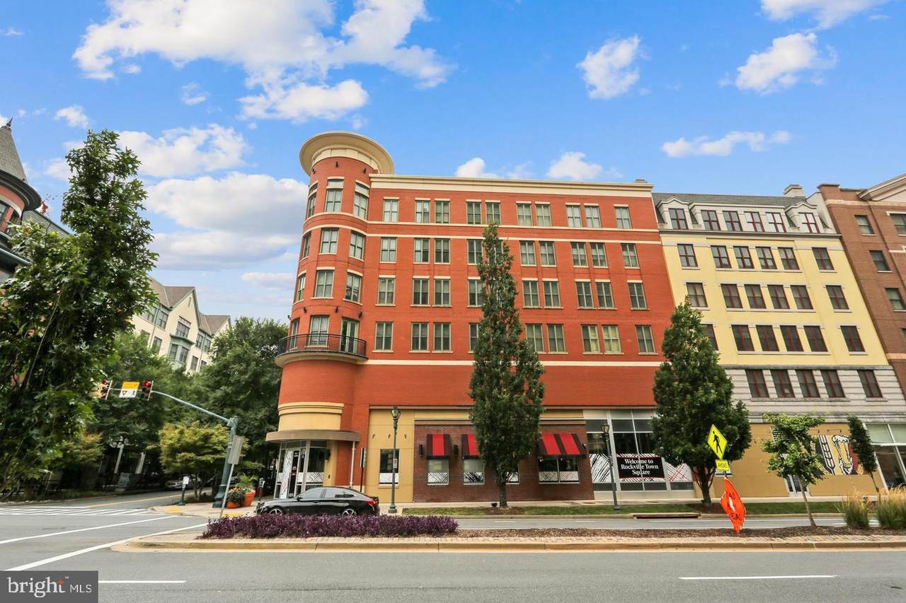38 Maryland Avenue - Photo 1