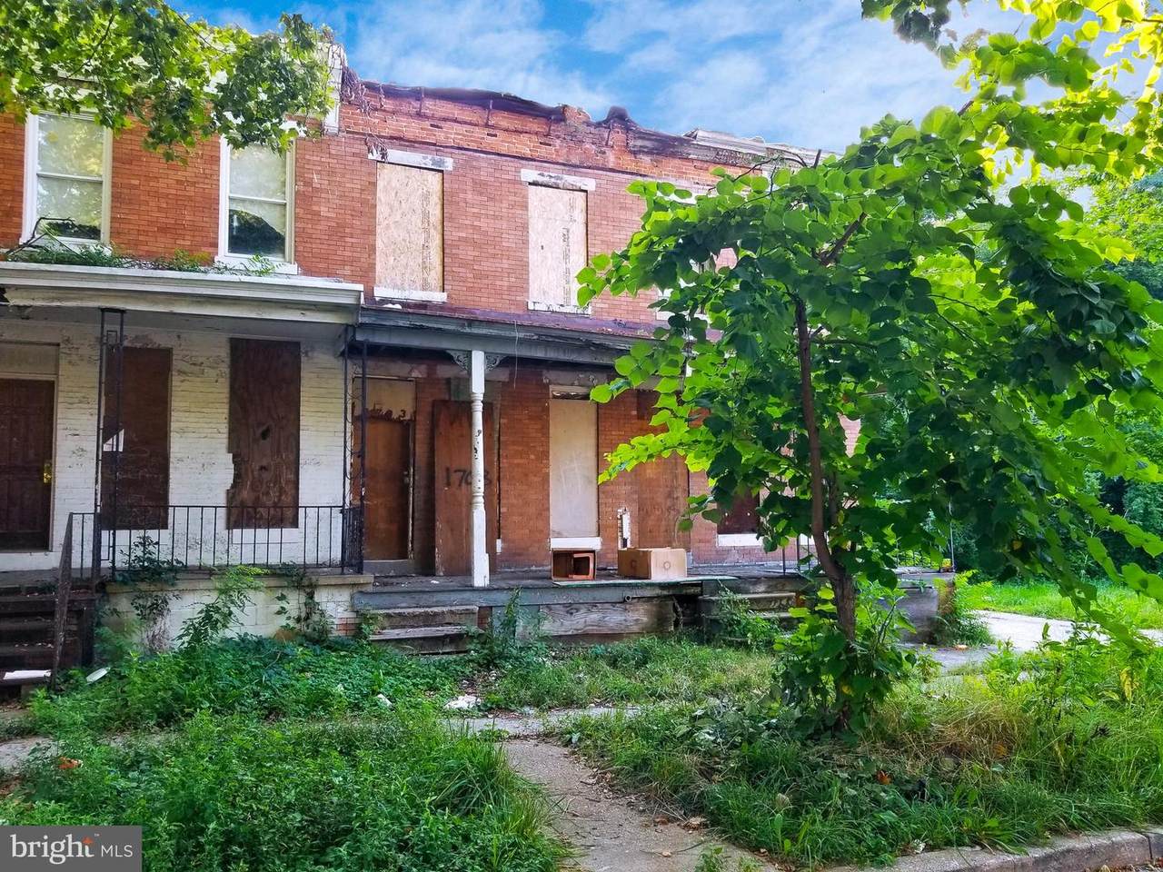 1703 Dukeland Street - Photo 1