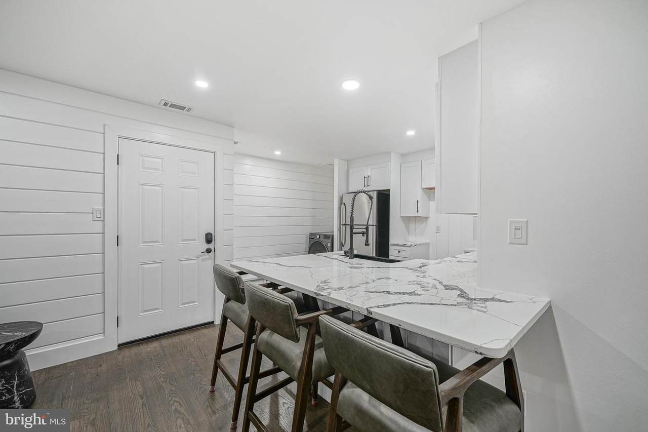 405 Durham Court - Photo 1