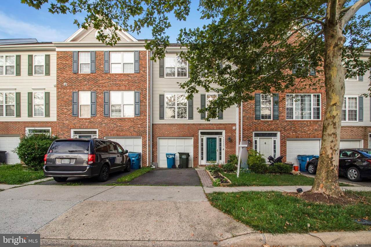 42886 Golf View Drive - Photo 1